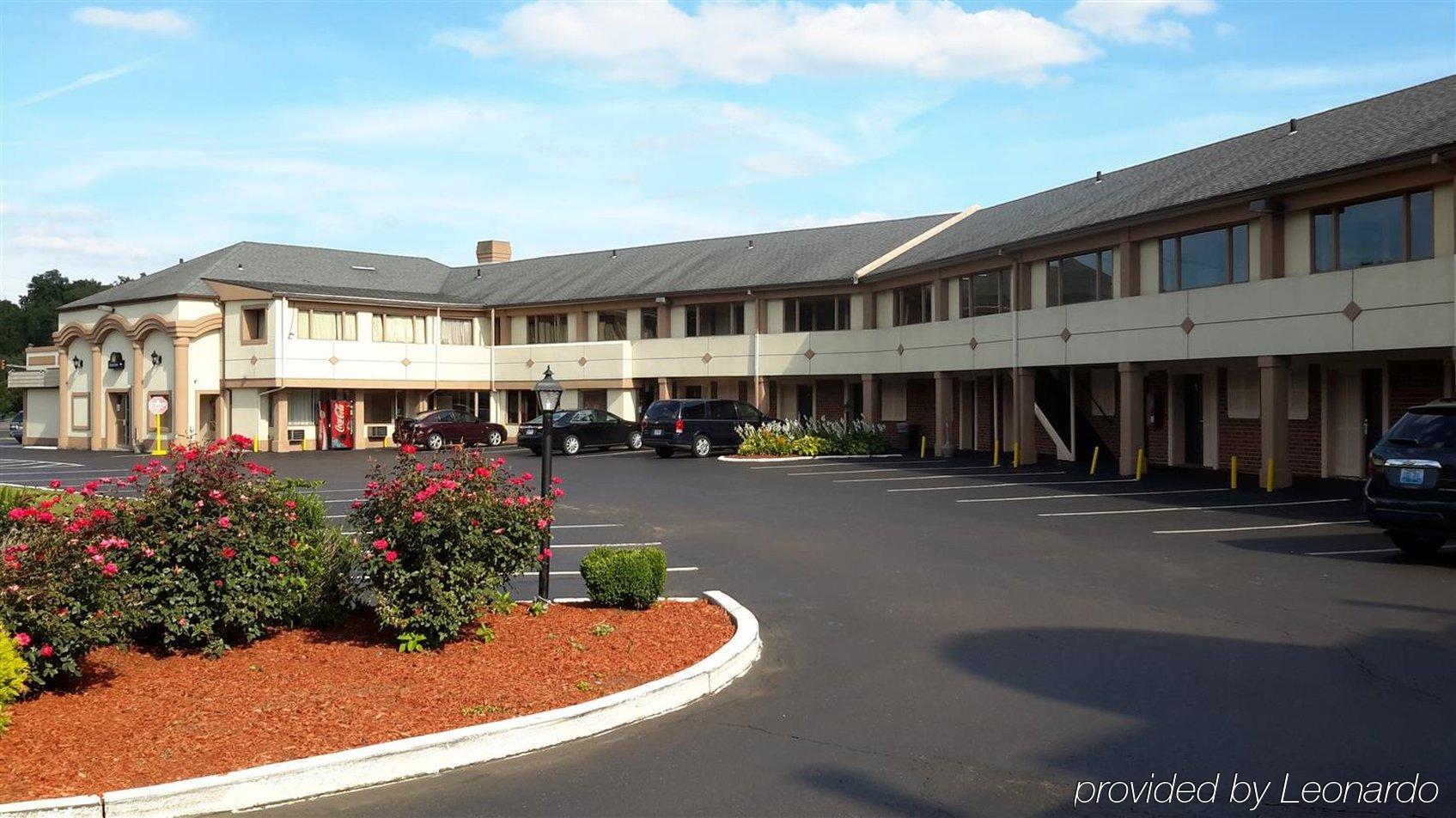 Knights Inn Bristol Левиттаун Экстерьер фото
